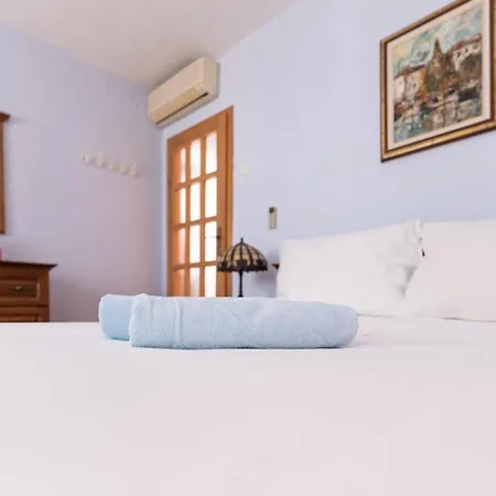 Old Town Radhika Holiday home *